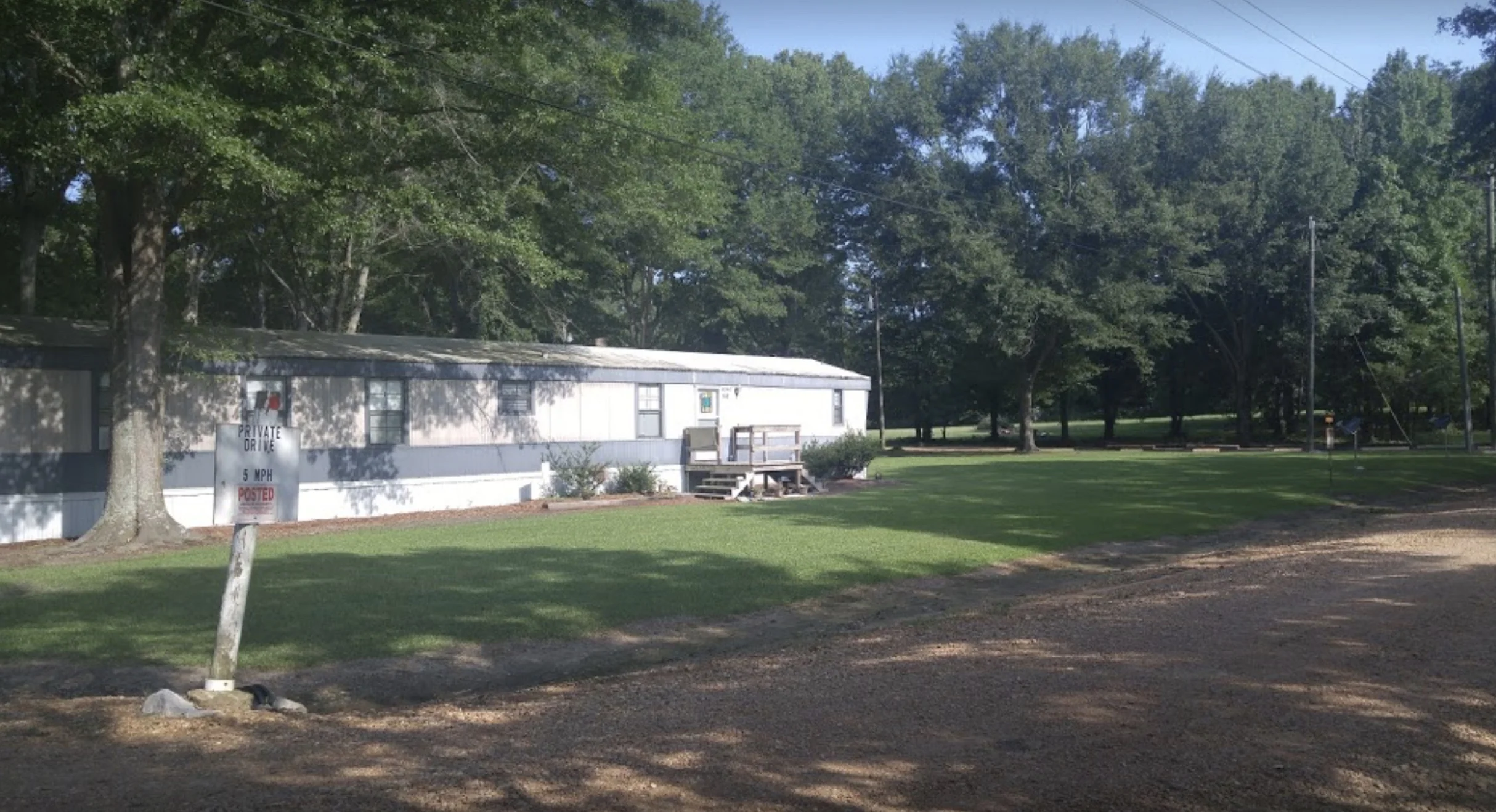 Lakeside Park Mobile Home Community entrance